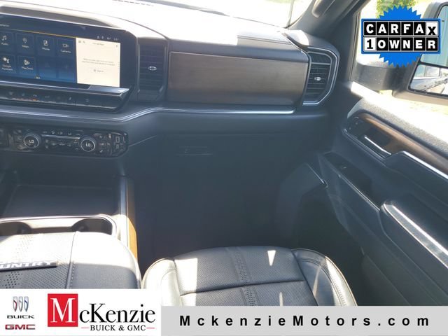Used 2024 Black Chevrolet High Country image 28