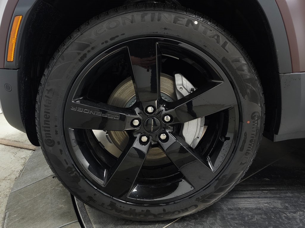 2026 LAND ROVER DEFENDER - Image 9