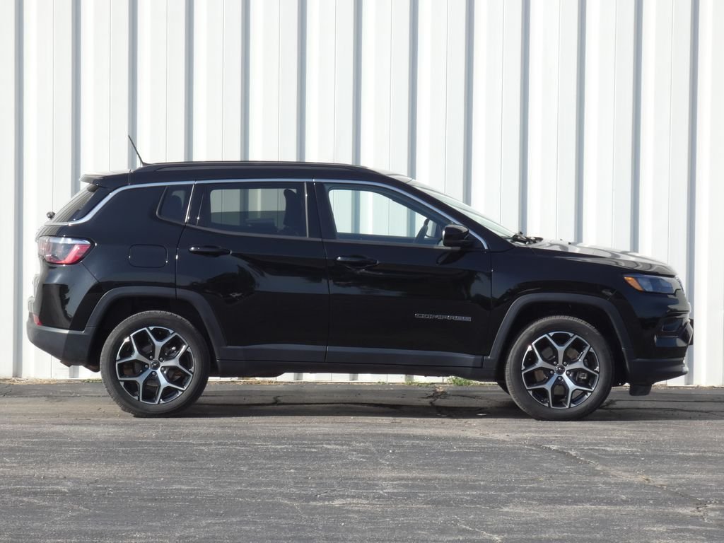 Used 2025 Jeep Compass Limited with VIN 3C4NJDCN4ST548199 for sale in Kansas City