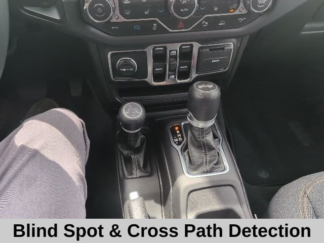 Used 2025 Gray Jeep Sahara 4xe image 6