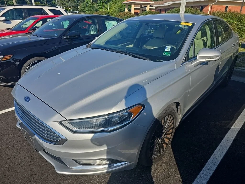 Used 2017 Silver Ford Titanium image 2