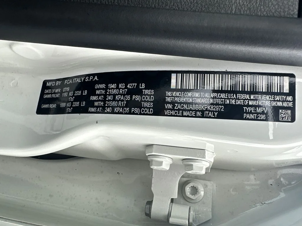 Used 2019 White Jeep Latitude image 30