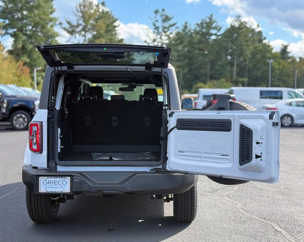New 2026 White Ford Outer Banks image 6