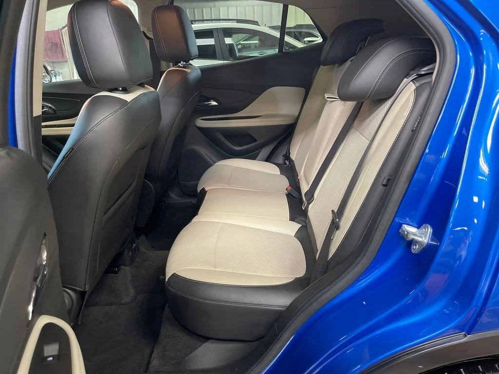 Used 2017 Blue Buick Preferred II image 21