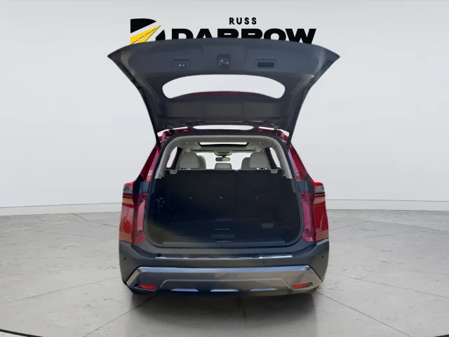 Used 2023 Red Nissan SL image 17