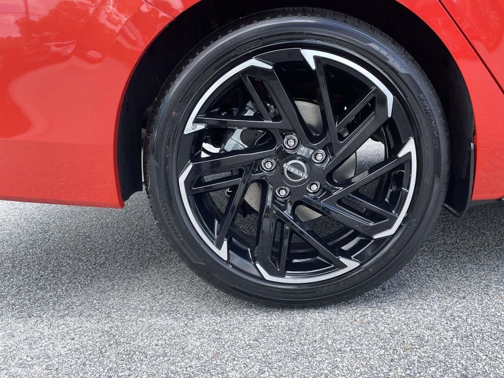 New 2026 Energetic Ember / Super Black Two-tone Nissan SR image 7