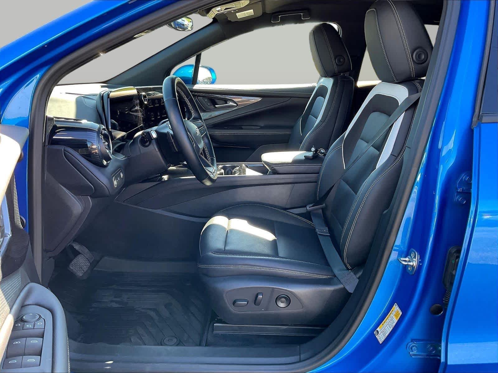 2024 Chevrolet Blazer EV LT - Photo 23