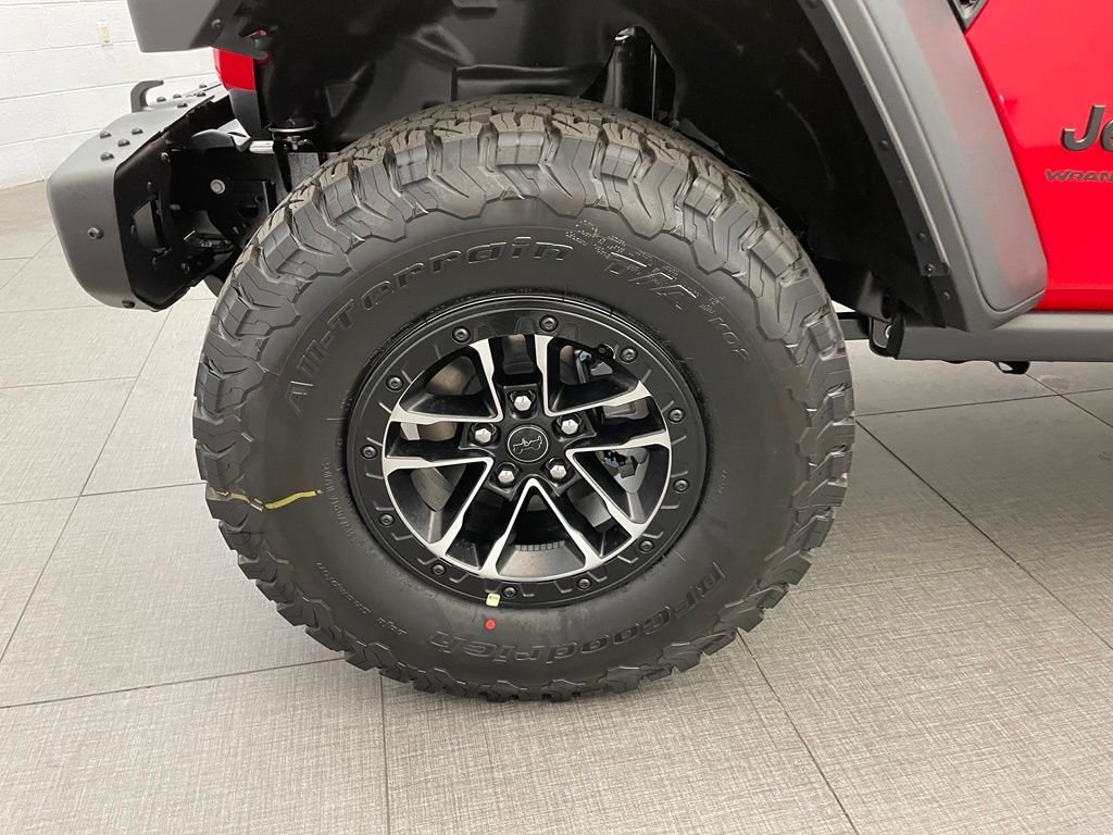 New 2026 Firecracker Red Clearcoat Jeep Moab 392 image 8