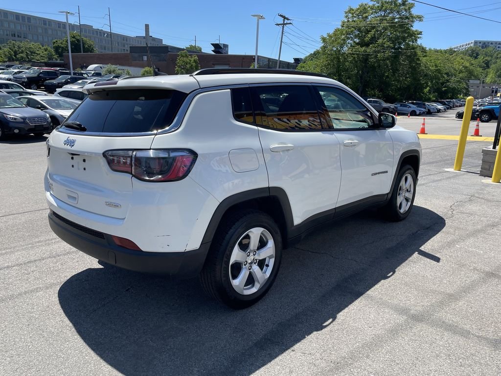 Certified Used 2021 White Jeep Latitude image 8