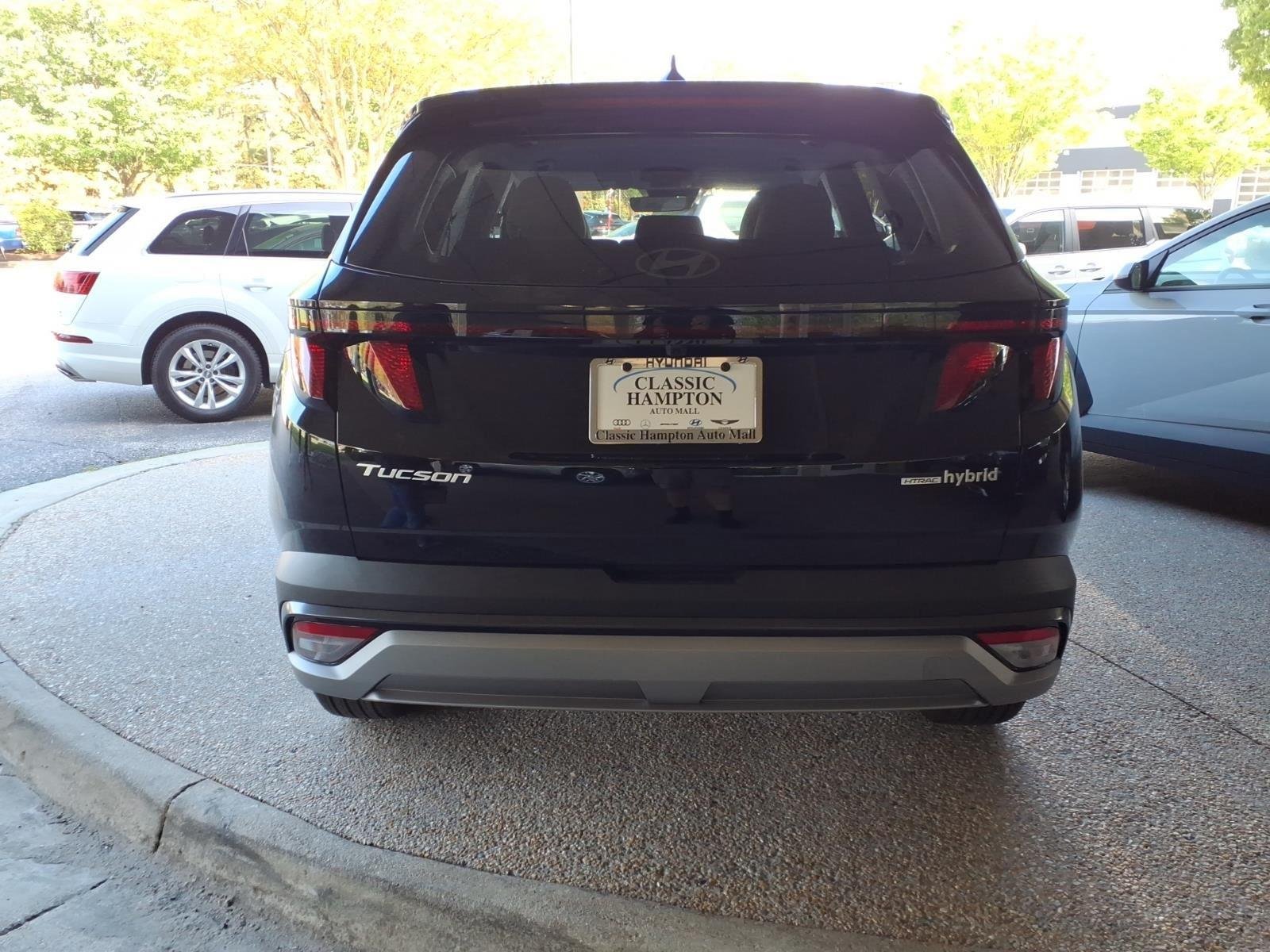 New 2026 Ash Black Hyundai SEL image 6