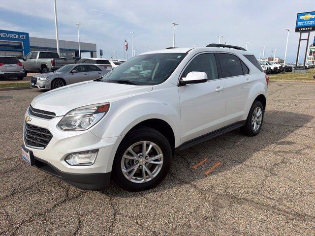 Used 2016 IRIDESCENT PEARL TRICOAT Chevrolet LT image 5