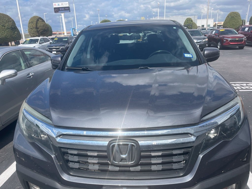 Used 2018 Modern Steel Metallic Honda RTL-T image 2