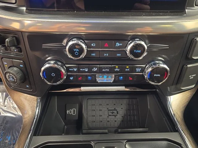 New 2026 Star White Metallic Tri-Coat Ford King Ranch® image 34