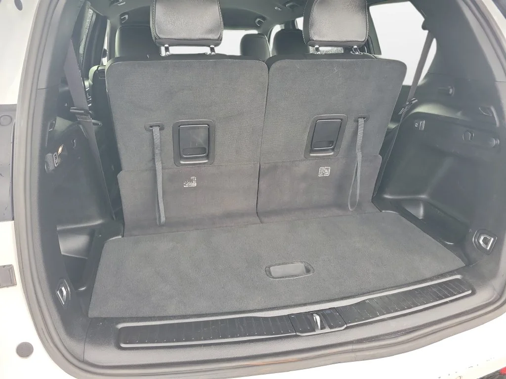 Certified Used 2023 White Jeep Altitude image 33