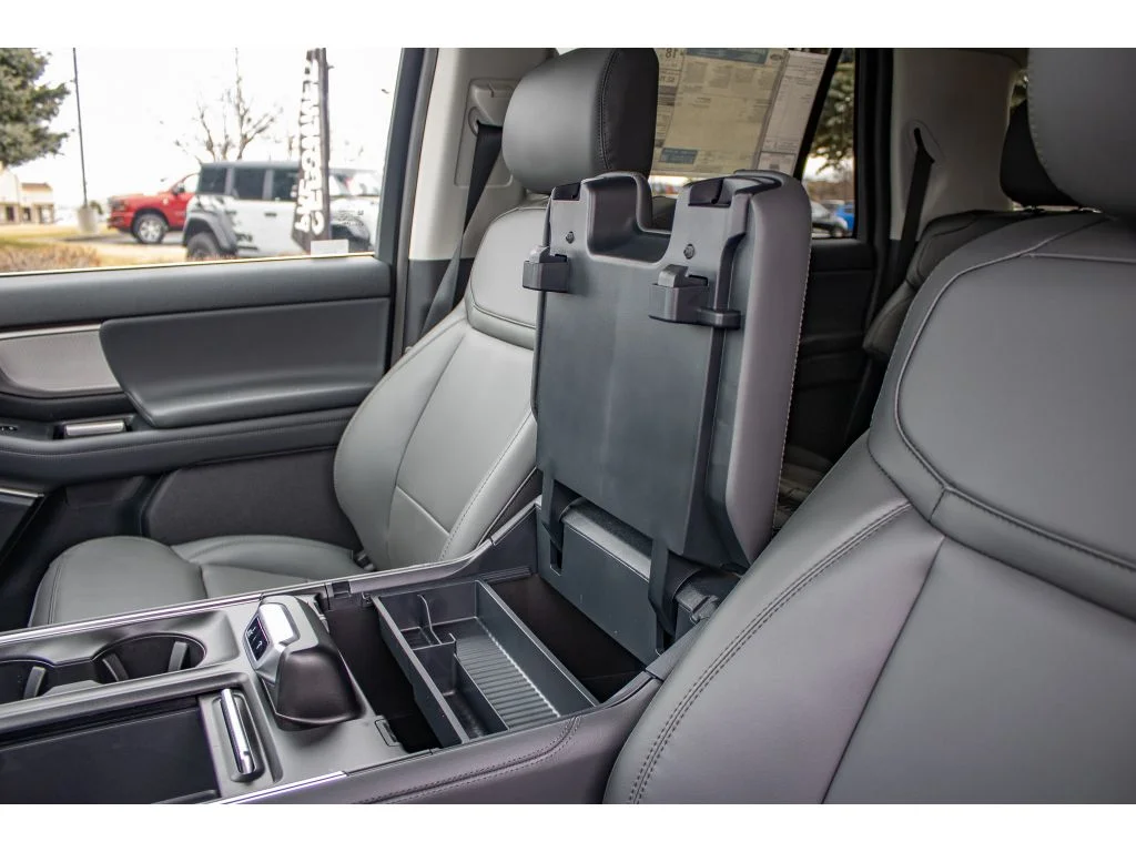 New 2026 GLACIER GRAY METALLIC Ford Active image 37
