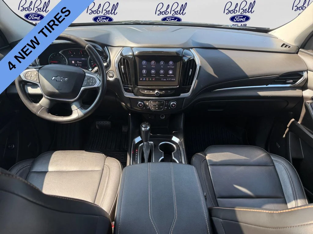 Used 2020 Mosaic Black Metallic Chevrolet RS image 11