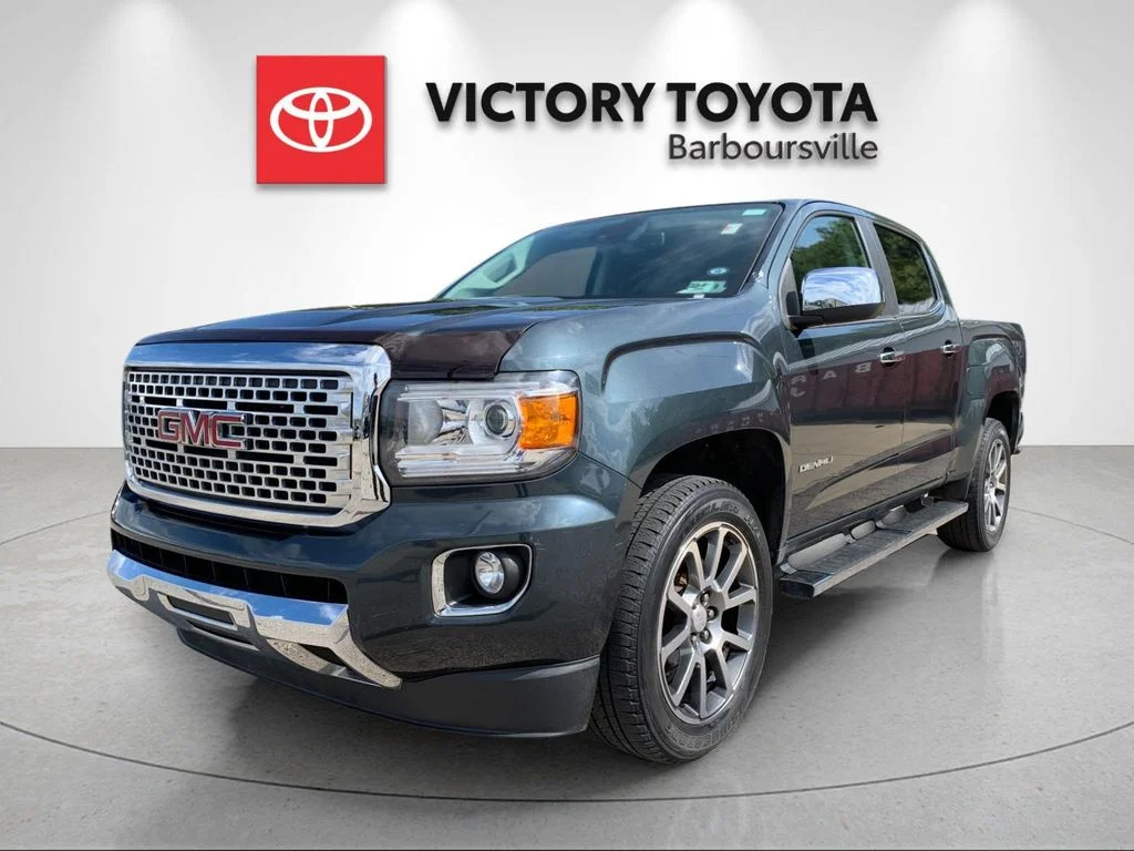 Used 2017 Gray GMC Denali image 1