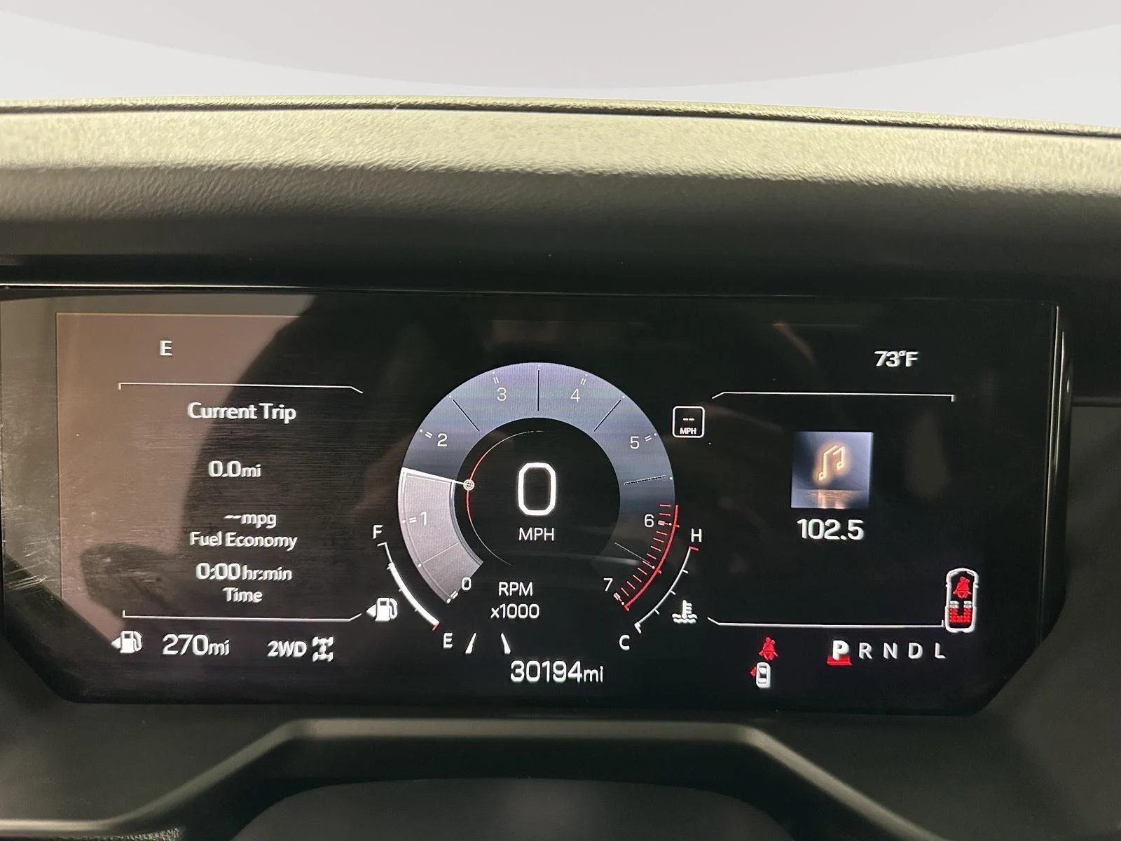 Used 2025 Sterling Metallic GMC Elevation image 10