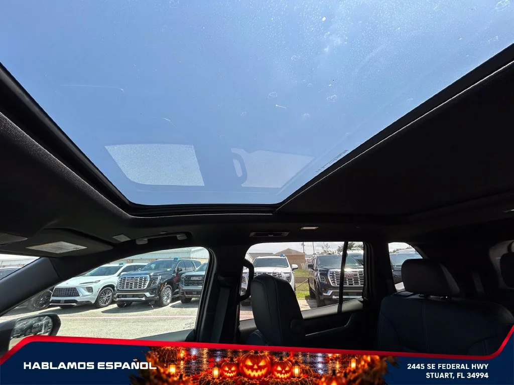 New 2027 Ebony Twilight Metallic GMC Elevation image 36