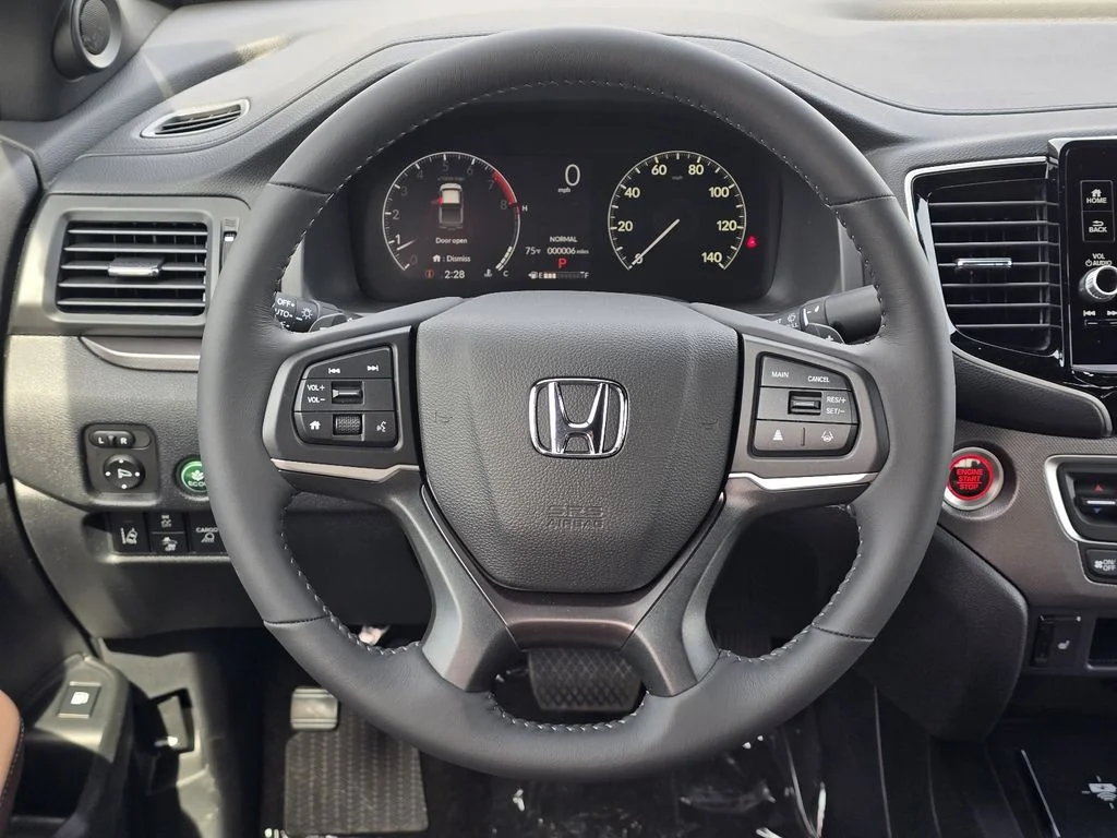 New 2026 Platinum White Pearl Honda RTL image 18