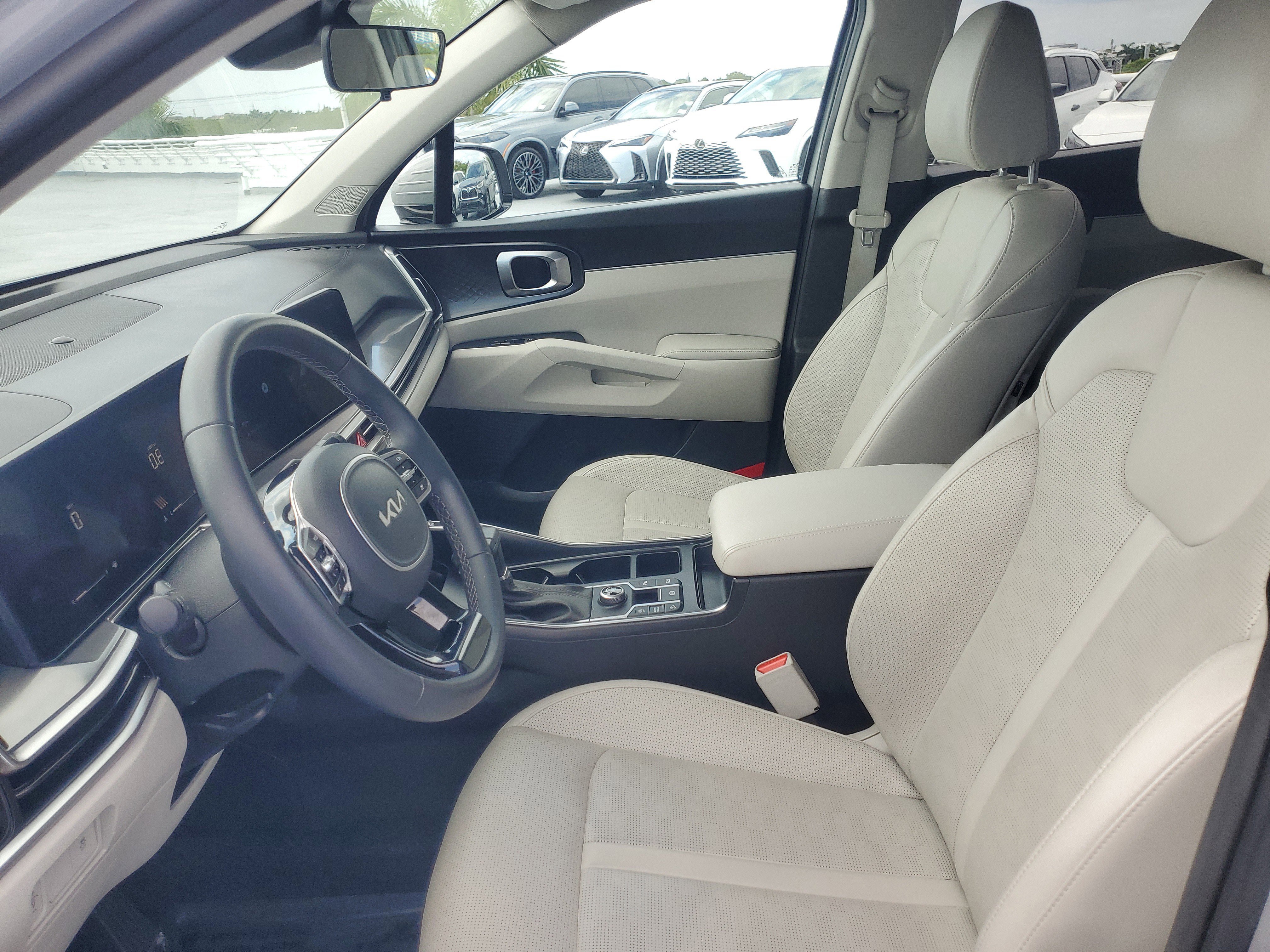 Used 2025 Wolf Gray Kia S image 15