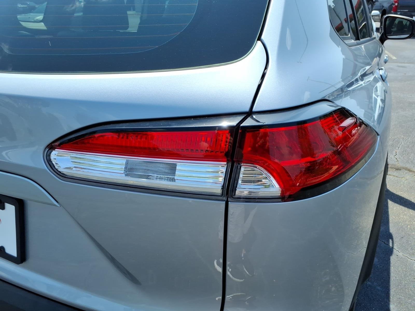 Used 2024 Sonic Silver Toyota L image 15