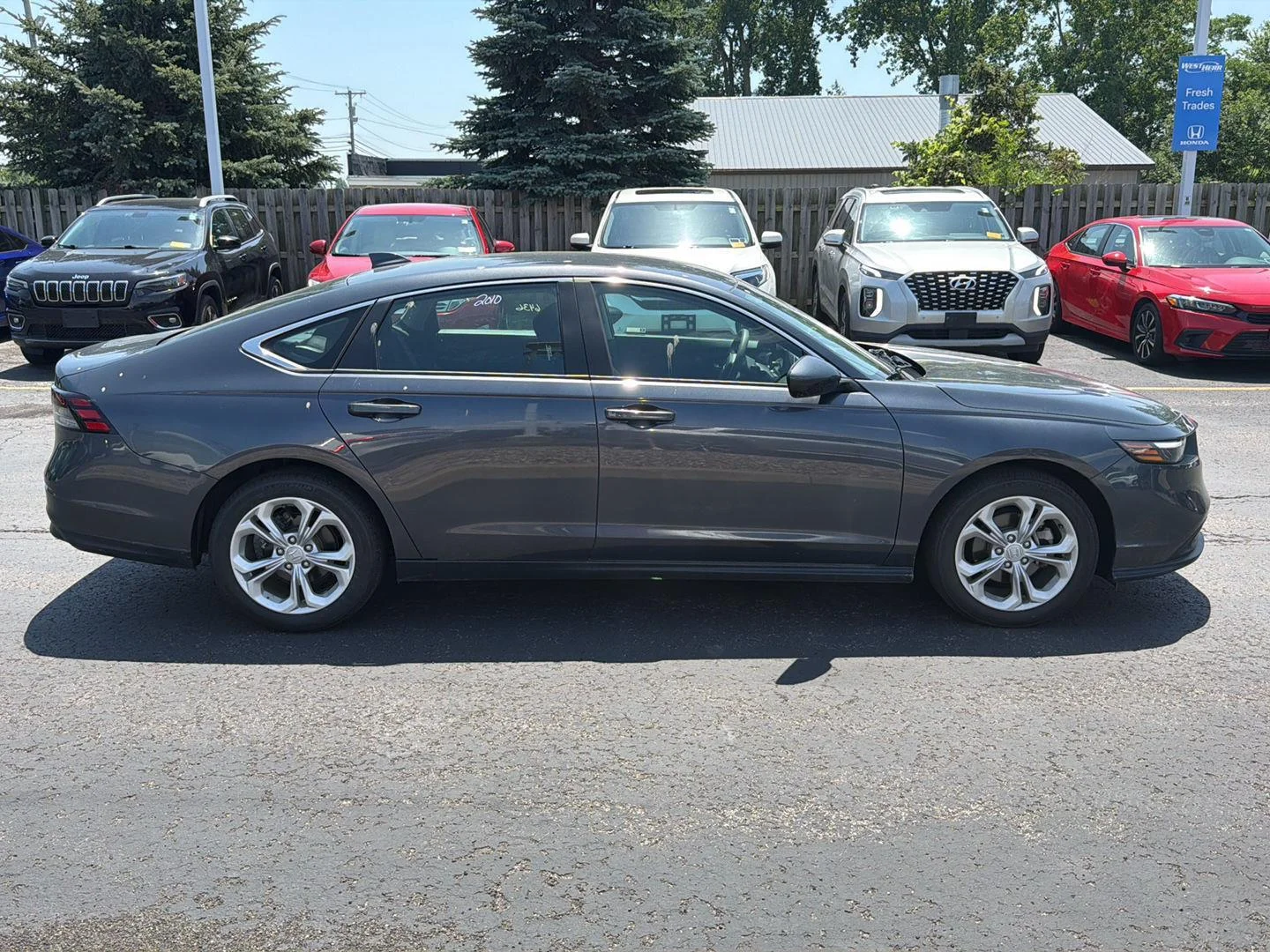 Used 2025 Meteorite Gray Metallic Honda LX image 4