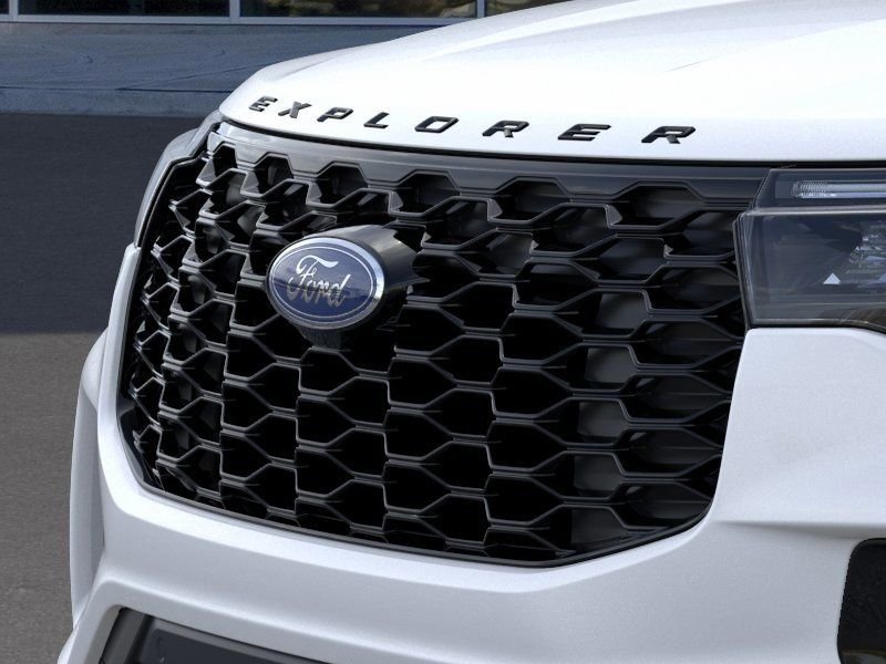 New 2026 White Metallic Ford ST-Line image 18