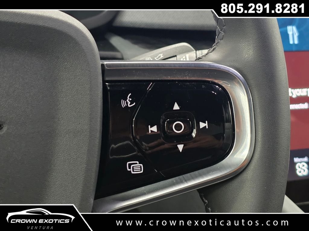 Used 2022 White Polestar Long Range Dual Motor image 30