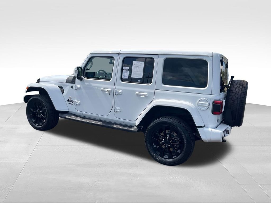 Used 2022 White Jeep Unlimited Sahara High Altitude image 3
