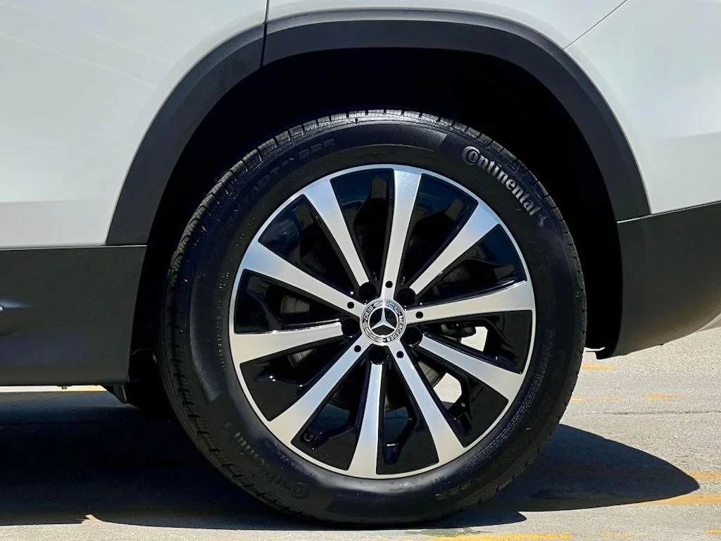 Certified Used 2023  Mercedes-Benz GLB 250 image 12