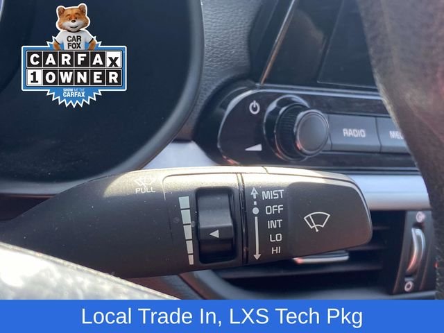Used 2023 Red Kia LXS image 25