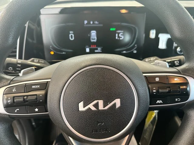 Used 2023 Black Kia LX image 12