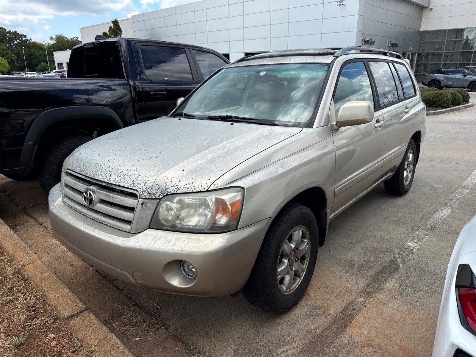Used 2007 SONORA GOLD PEARL TOYOTA  image 1