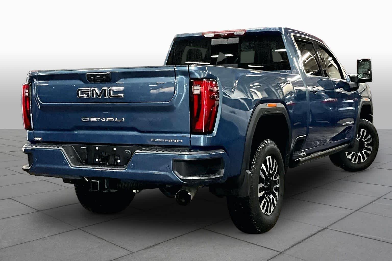 Used 2026 Downpour Metallic GMC Denali Ultimate image 13
