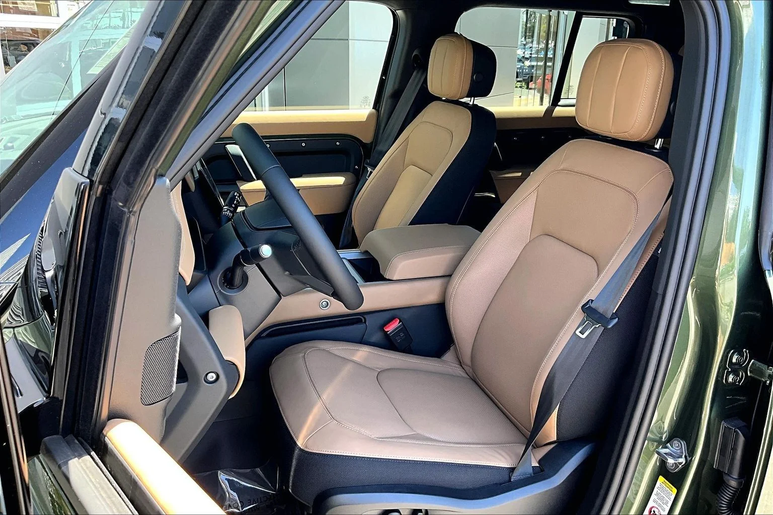 New 2026 Woolstone Green Land Rover X image 9