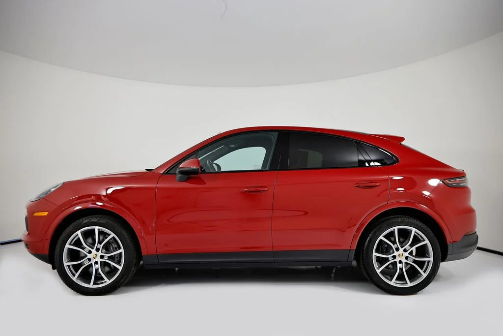 Used 2023 Red Porsche  image 2