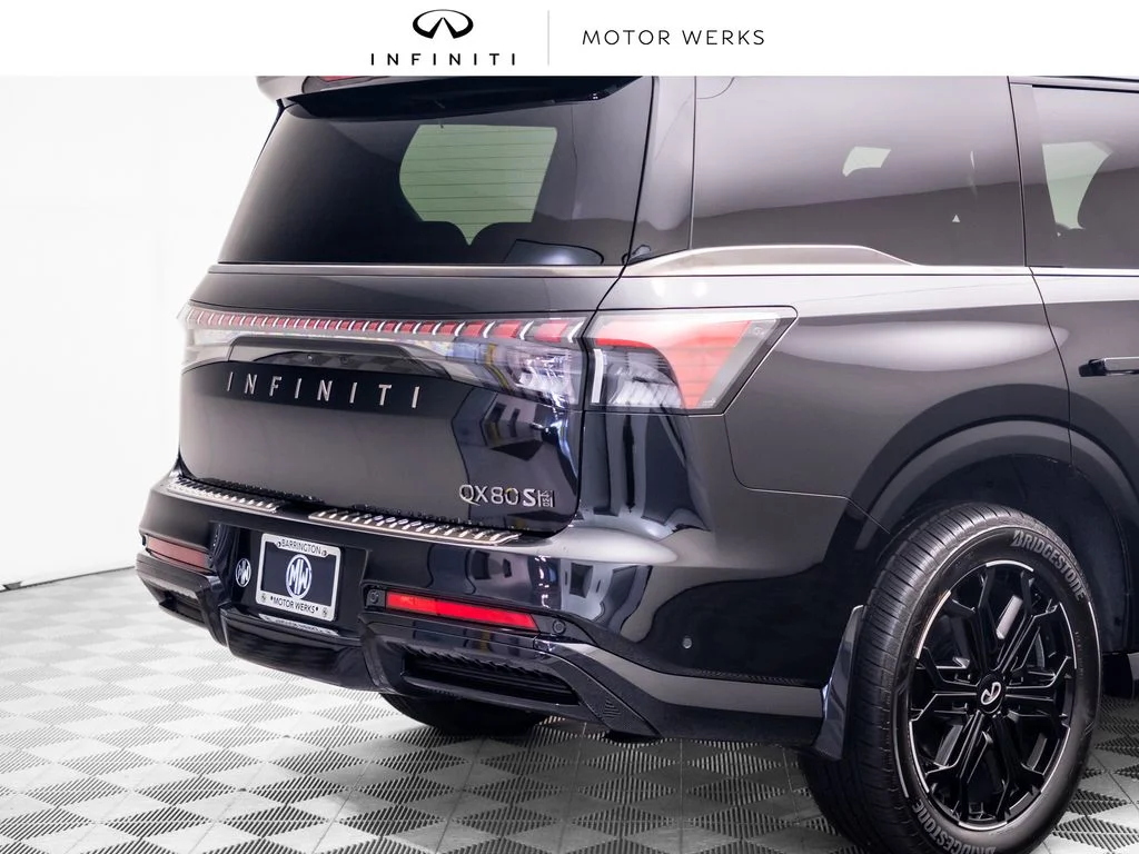 New 2027 Black INFINITI SPORT image 31