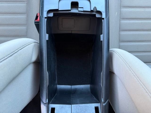 2020 Ford Fusion S - Photo 25