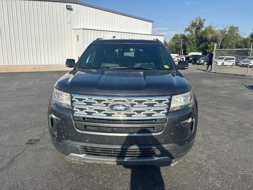 Used 2018 Magnetic Ford XLT image 3