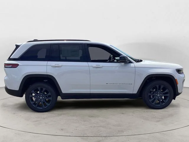New 2026 Bright White Clearcoat Jeep 85TH ANNIVERSARY EDITION 4X4 image 7