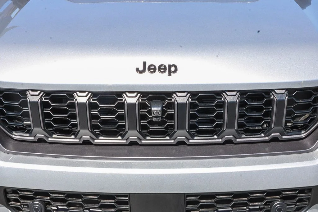 New 2026 Silver Jeep 85th Anniversary Edition image 6