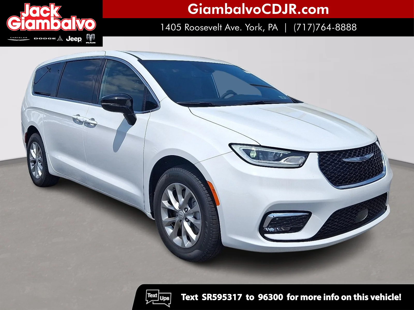 2025 Chrysler Pacifica Select AWD's photo