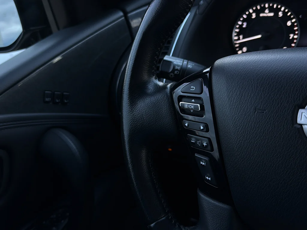Used 2021 Super Black Nissan SL image 17