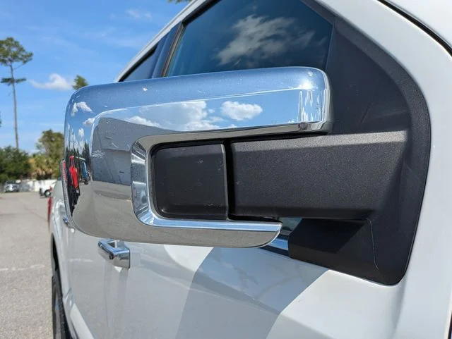 Used 2022 Star White Ford Lariat image 10