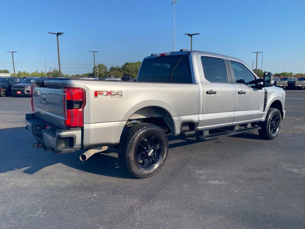 Used 2024 Silver Ford XL image 8