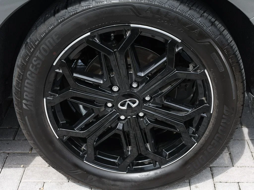 Certified Used 2026 Silver INFINITI SPORT image 49