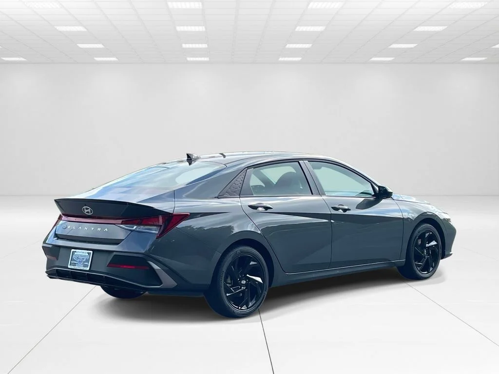 New 2026 Gray Hyundai SEL Sport image 6