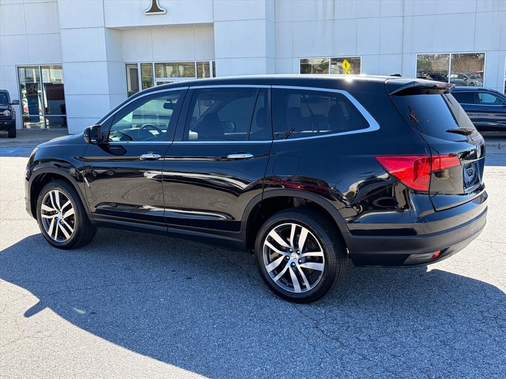 Used 2016 Crystal Black Pearl Honda EX-L image 5