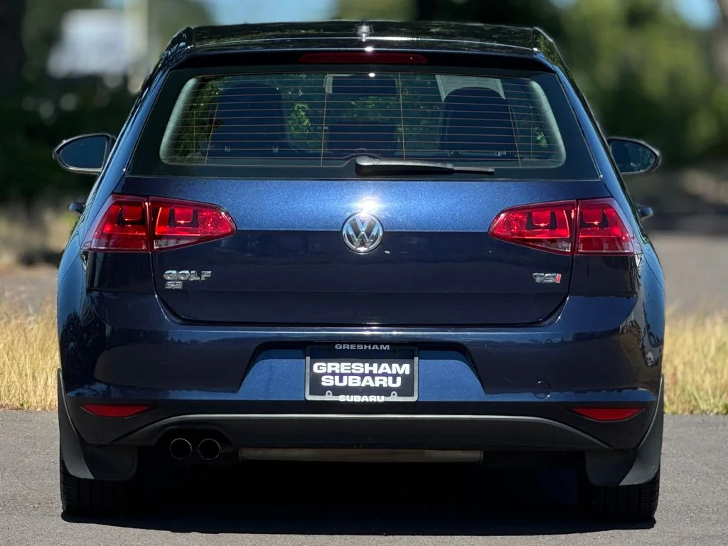 Used 2016 Night Blue Metallic Volkswagen TSI SE 4-Door image 6